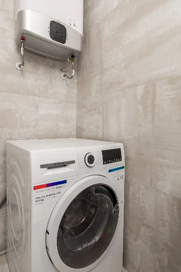 2-Bedroom Apartment with Sea-View Balcony in Malinska