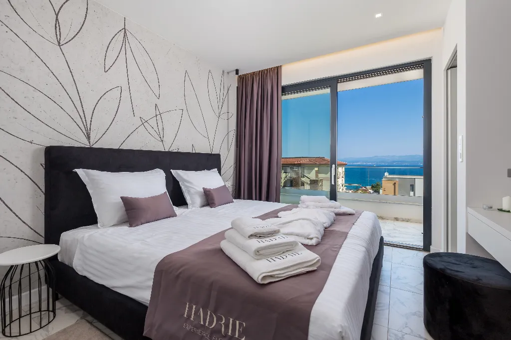2-Bedroom Apartment with Sea-View Balcony in Malinska