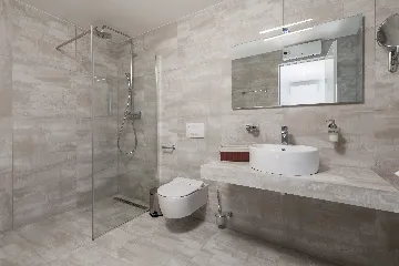 Penthouse Apartment with Sea-View Whirlpool in Malinska