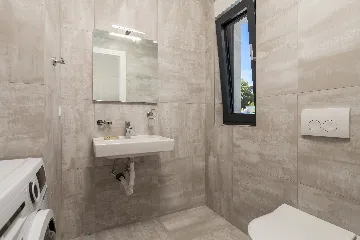 Penthouse Apartment with Sea-View Whirlpool in Malinska