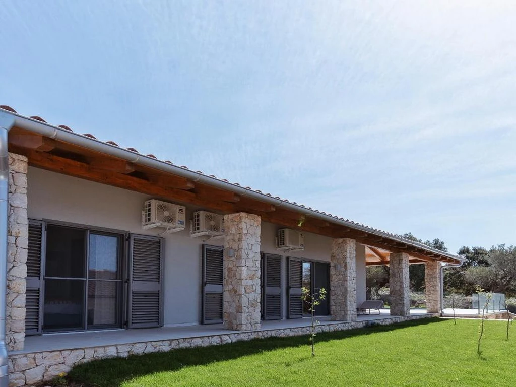 Jakišnica Pag Villa with Private Heated Pool & Sauna