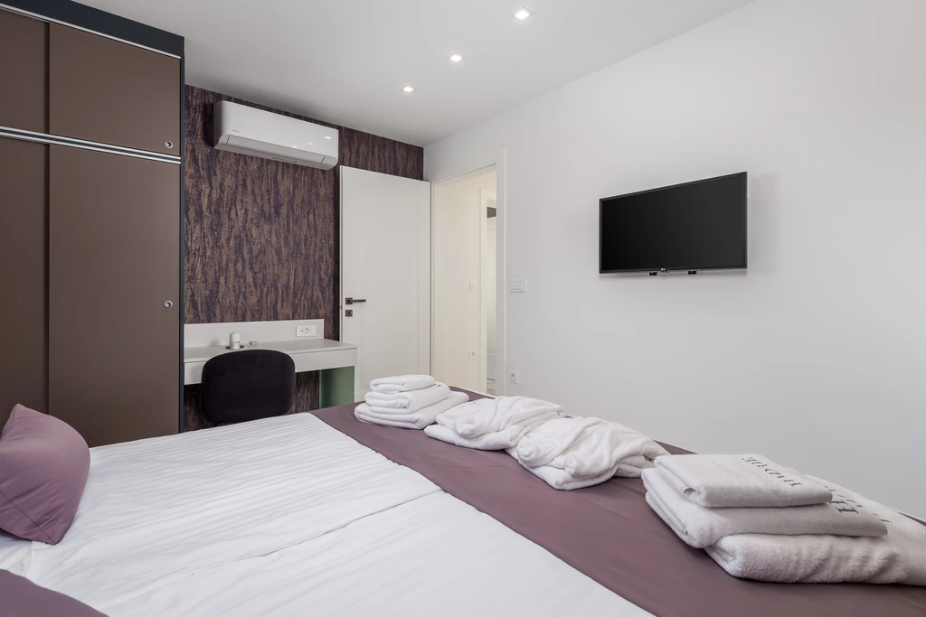 3-Bedroom Apartment in Malinska (Krk) with Balcony