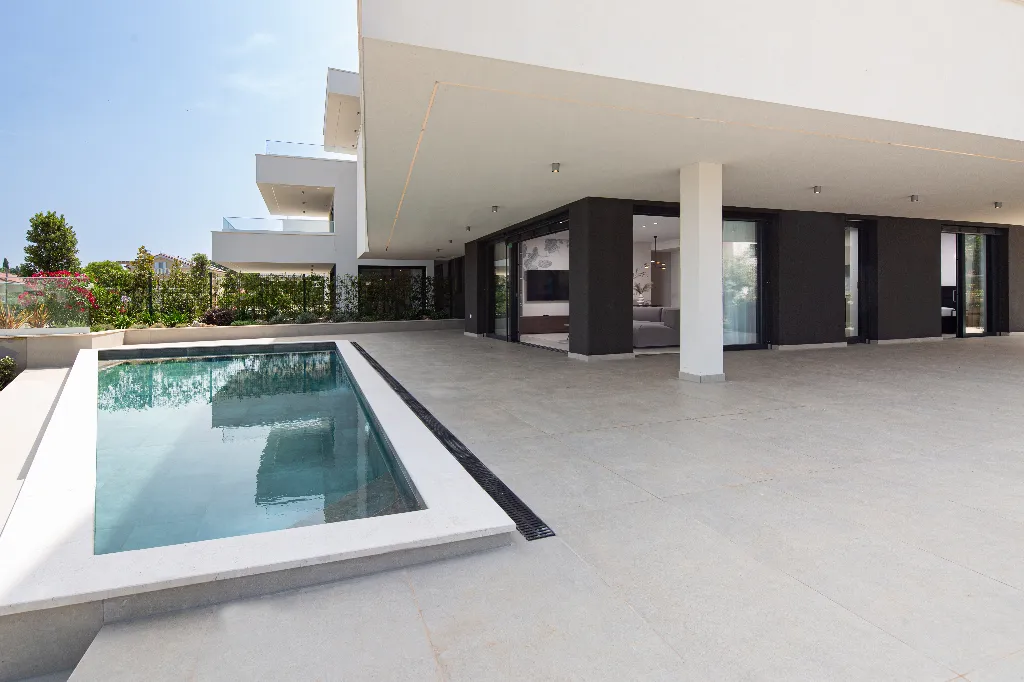 2-Bedroom Apartment in Malinska (Krk) for 5 Guests