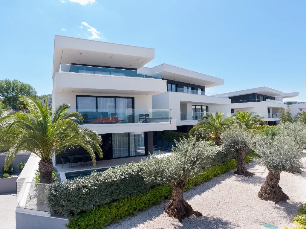 2-Bedroom Apartment in Malinska (Krk) for 5 Guests