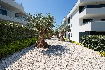 2-Bedroom Apartment in Malinska (Krk) for 5 Guests