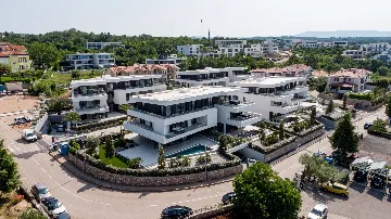 Apartment with Private Jacuzzi Terrace in Malinska