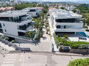 Apartment with Private Jacuzzi Terrace in Malinska