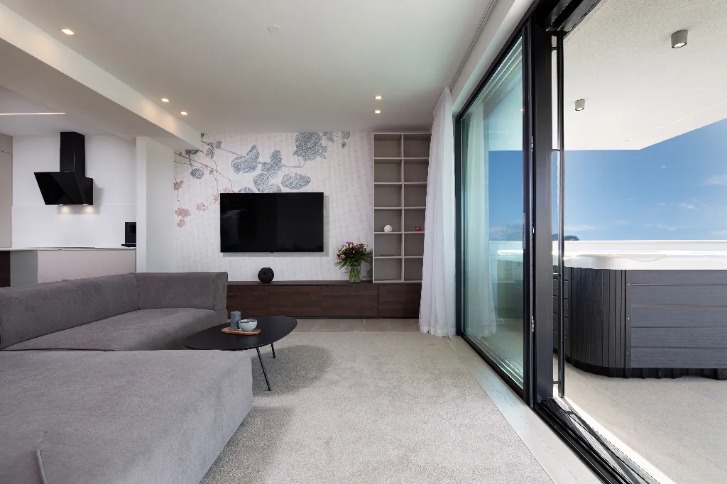 Apartment with Private Jacuzzi Terrace in Malinska