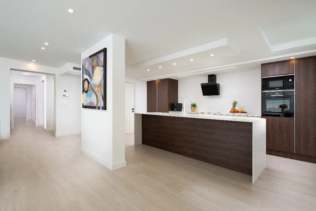 4-Bedroom Apartment with Jacuzzi Terrace, Malinska