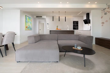 3-Bedroom Apartment with Private Pool in Malinska