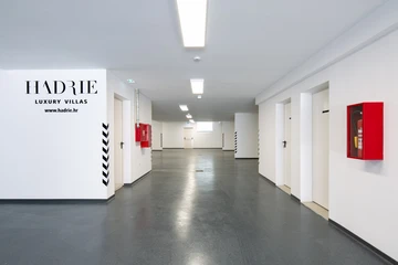 3-Bedroom Apartment in Malinska for Up to 7 Guests