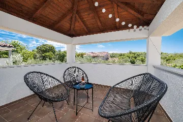 Villa with Private Pool in Sveti Ivan Dobrinjski (Krk)