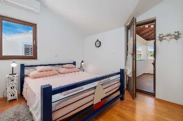 Villa with Private Pool in Sveti Ivan Dobrinjski (Krk)