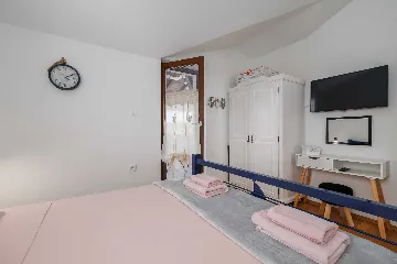 Villa with Private Pool in Sveti Ivan Dobrinjski (Krk)