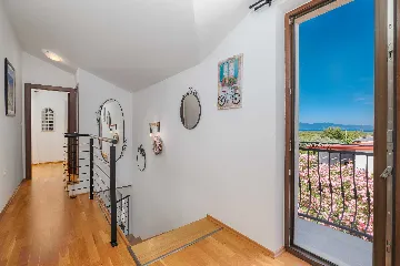 Villa with Private Pool in Sveti Ivan Dobrinjski (Krk)