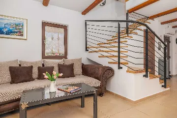 Villa with Private Pool in Sveti Ivan Dobrinjski (Krk)