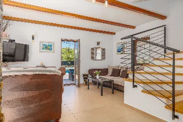 Villa with Private Pool in Sveti Ivan Dobrinjski (Krk)