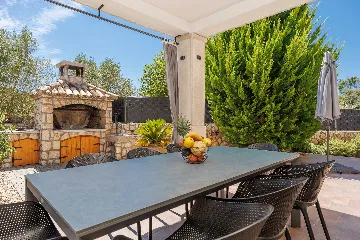 Villa with Private Pool in Sveti Ivan Dobrinjski (Krk)