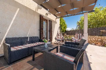 Villa with Private Pool in Sveti Ivan Dobrinjski (Krk)