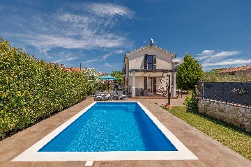 Villa with Private Pool in Sveti Ivan Dobrinjski (Krk)