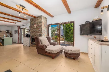 Villa with Private Pool in Sveti Ivan Dobrinjski (Krk)