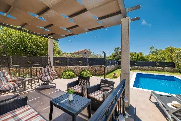 Villa with Private Pool in Sveti Ivan Dobrinjski (Krk)