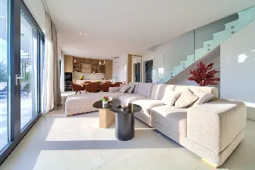 4-Bedroom Villa in Linardici (Krk) with Private Pool