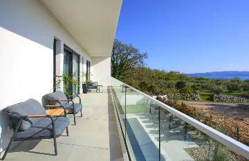 4-Bedroom Villa in Linardici (Krk) with Private Pool