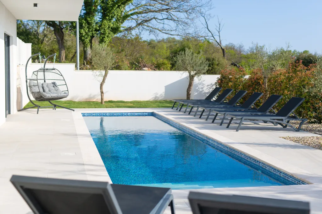 4-Bedroom Villa in Linardici (Krk) with Private Pool