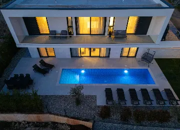 4-Bedroom Villa in Linardici (Krk) with Private Pool