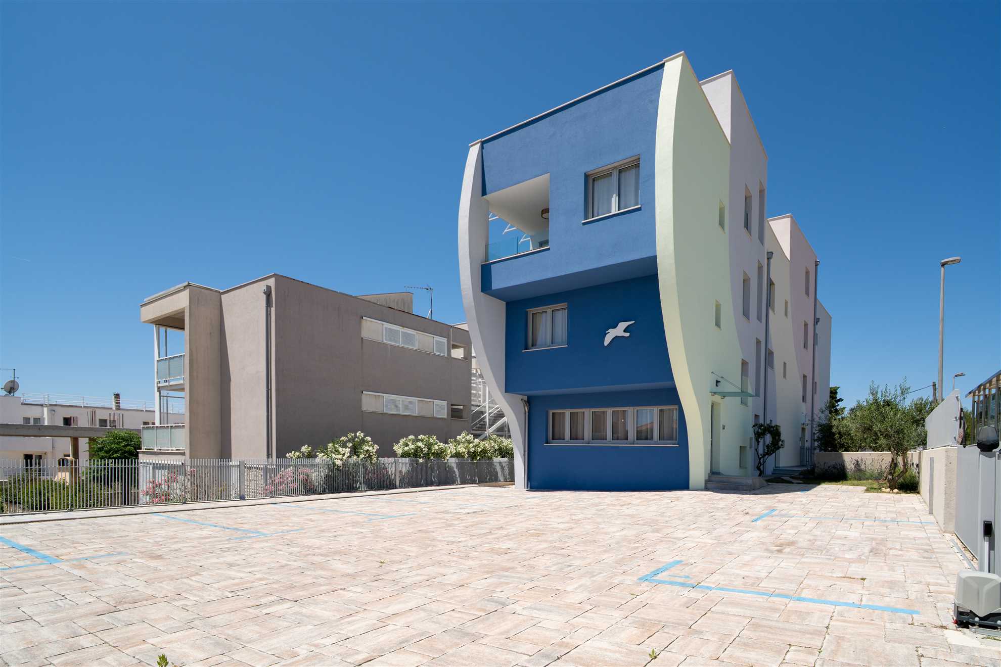 Villa Galeb - Spacious Family Apartment with Rooftop Terrace and Panoramic Sea View