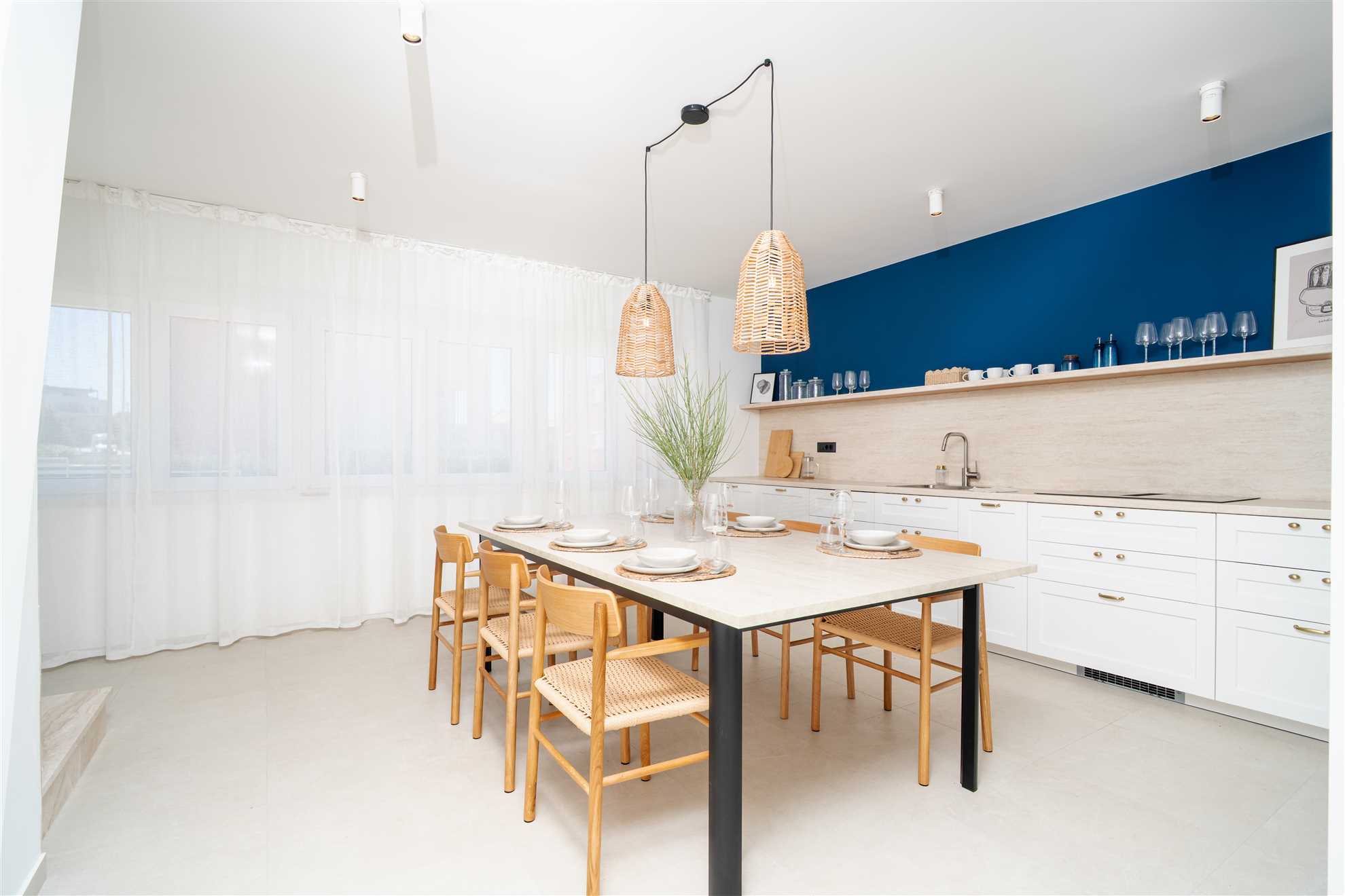 Villa Galeb - Spacious Family Apartment with Rooftop Terrace and Panoramic Sea View