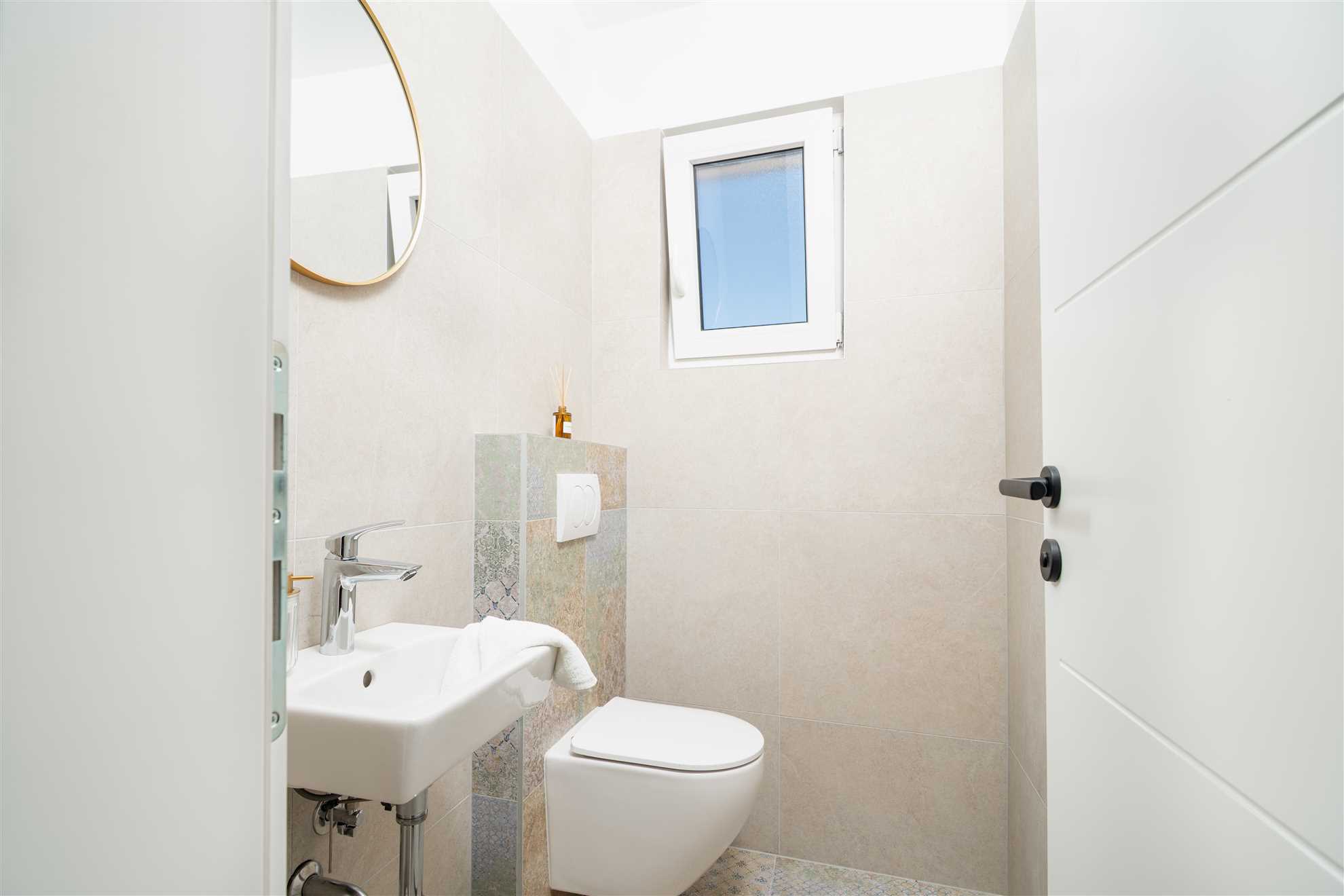 Villa Galeb - Apartment mit privatem Pool und Meerblick