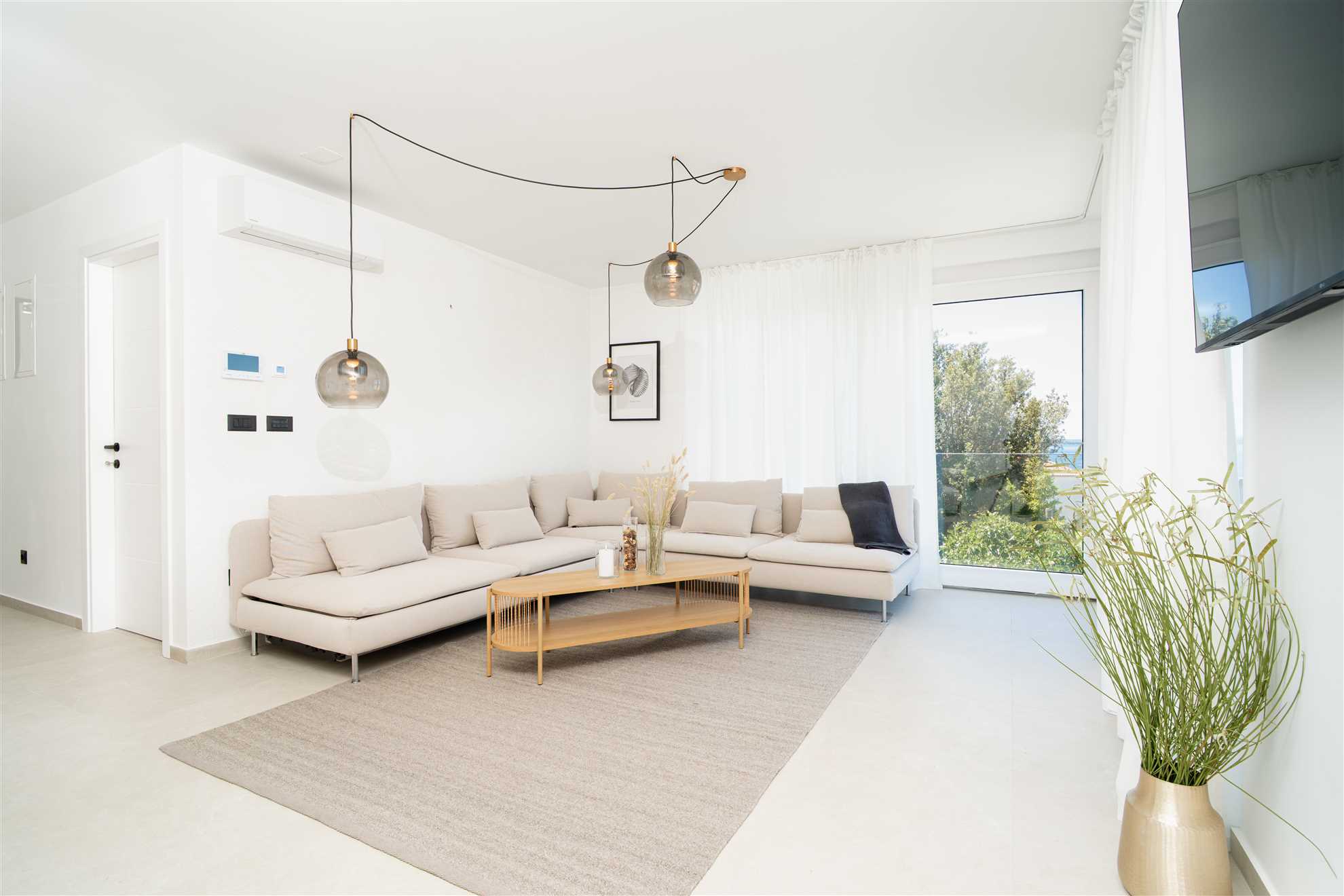 Villa Galeb - Apartment mit privatem Pool und Meerblick