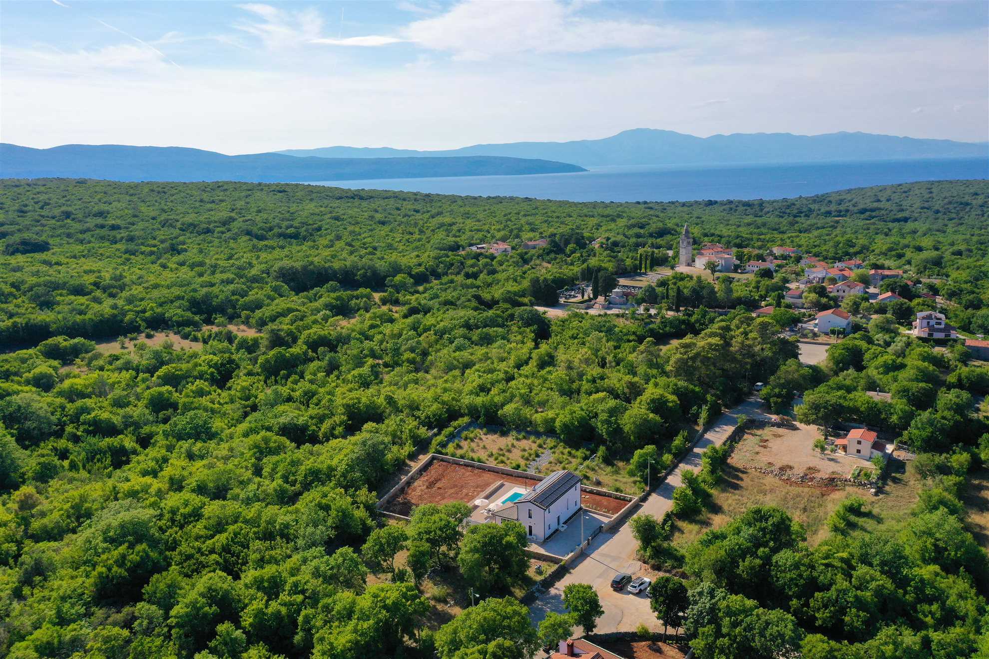 Moderna vila s privatnim bazenom na otoku Krku