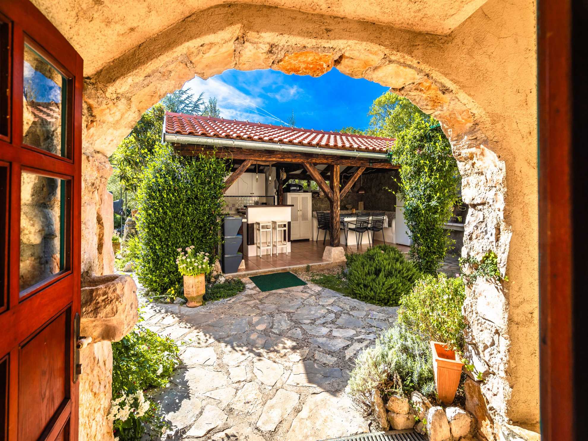 Villa Nana – Charming Stone Villa with Private Pool