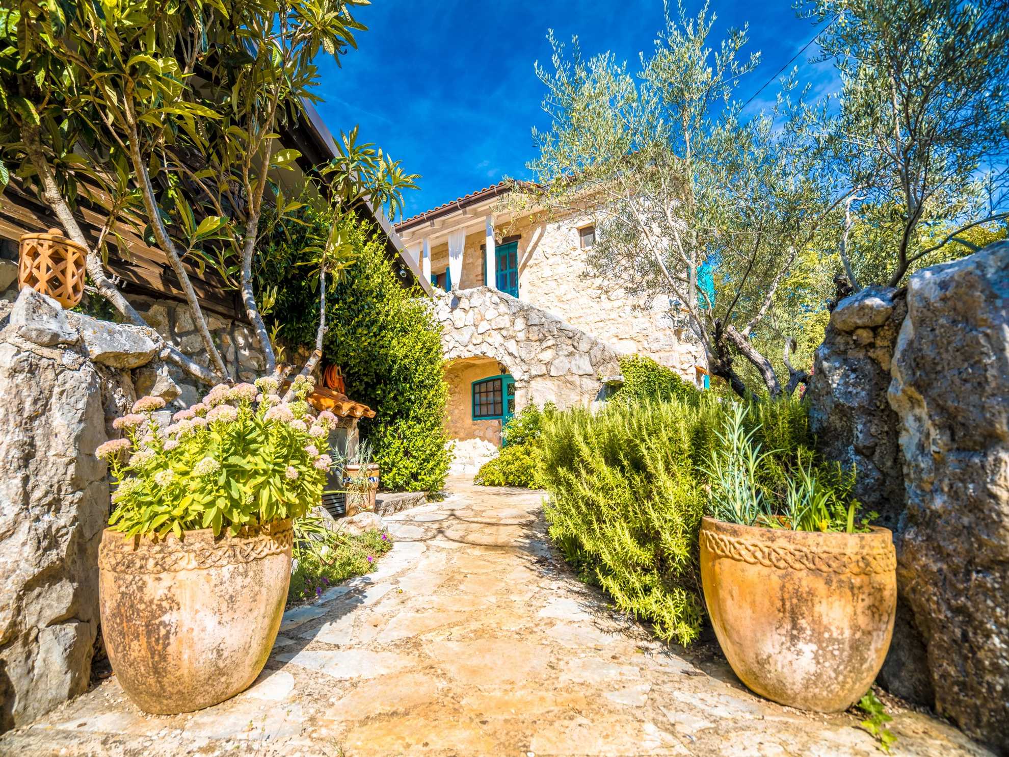 Villa Nana – Charming Stone Villa with Private Pool