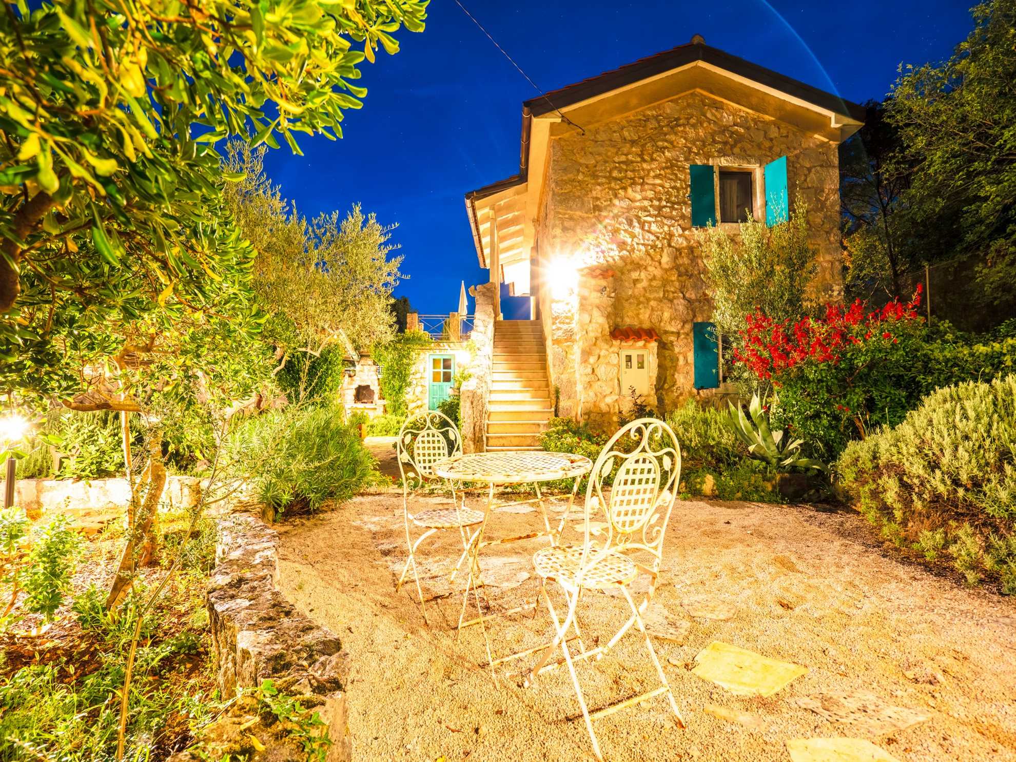 Villa Nana – Charming Stone Villa with Private Pool