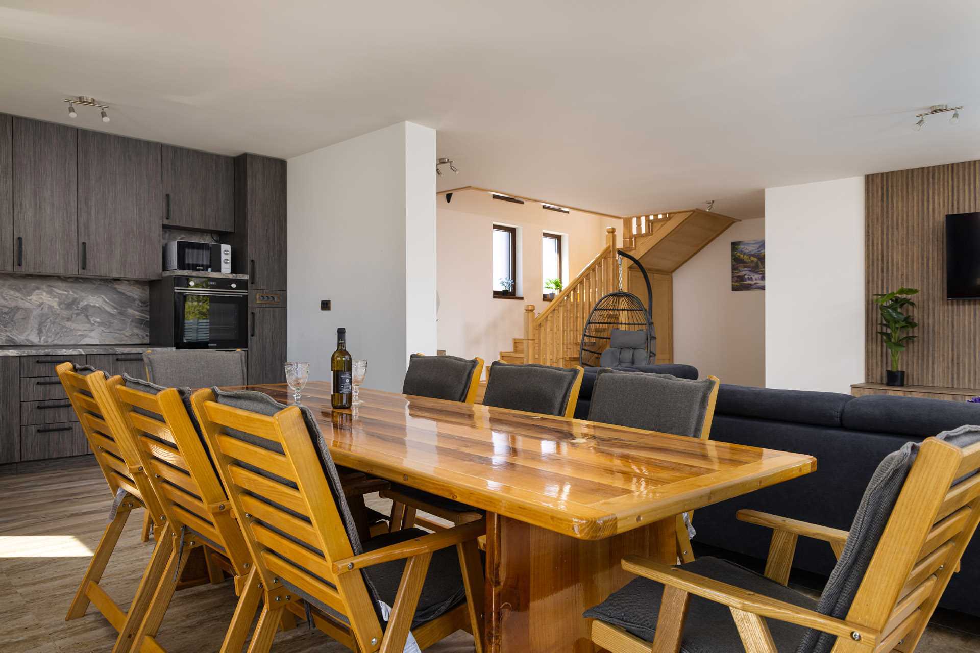 Villa Azur – Modern Villa with a Swimming Pool and Jacuzzi on the Island of Krk