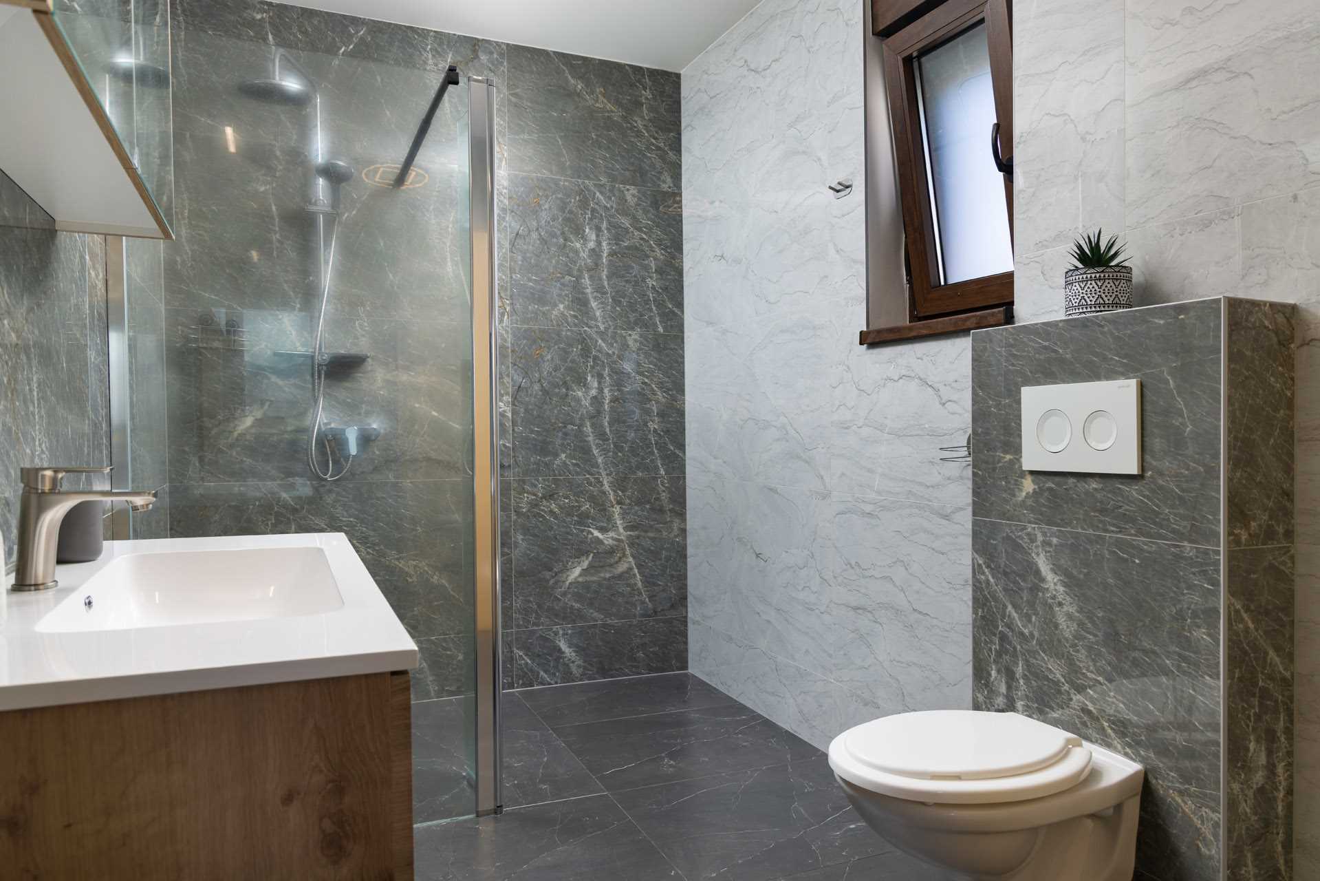 Villa Azur – Modern Villa with a Swimming Pool and Jacuzzi on the Island of Krk
