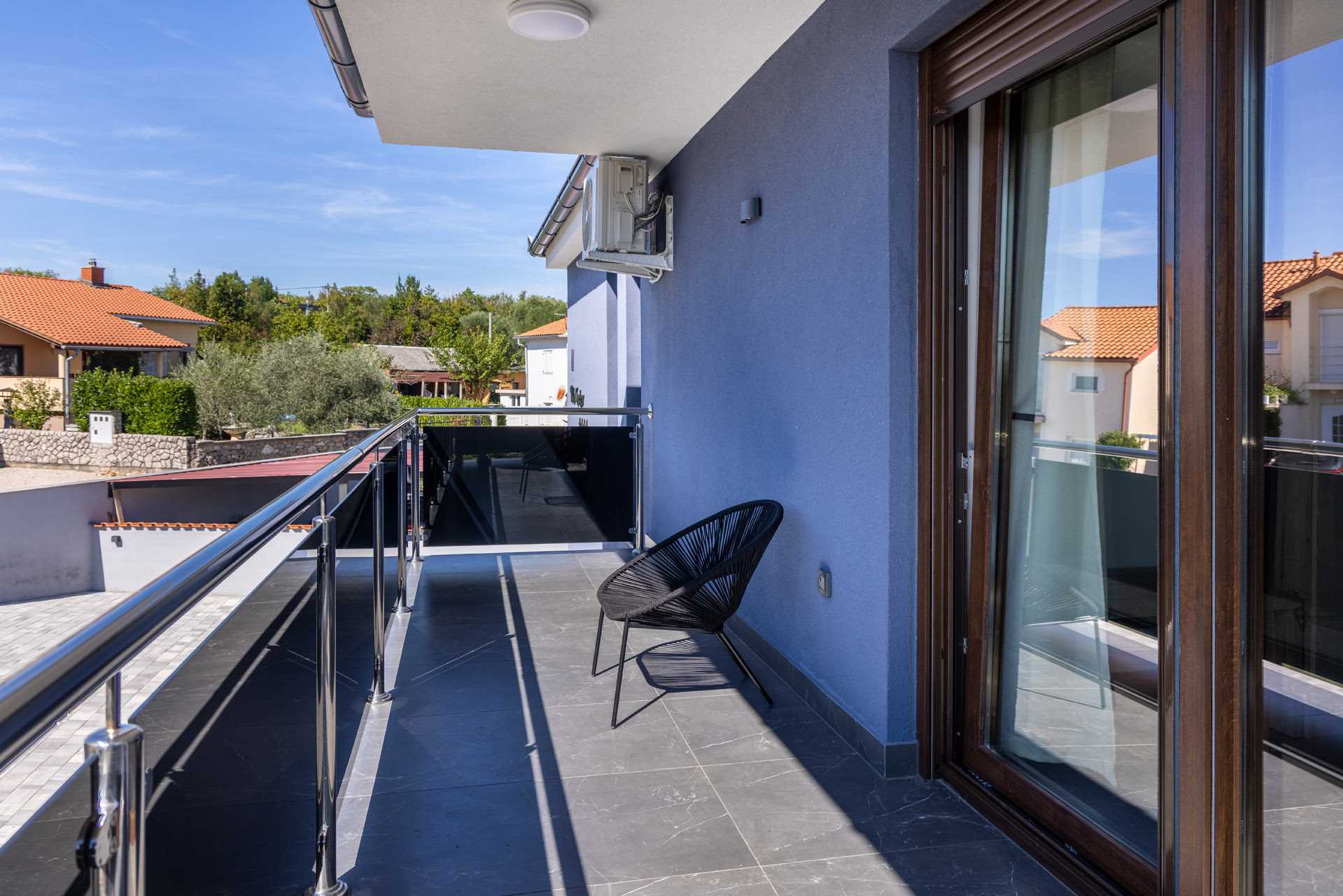 Villa Azur – Modern Villa with a Swimming Pool and Jacuzzi on the Island of Krk