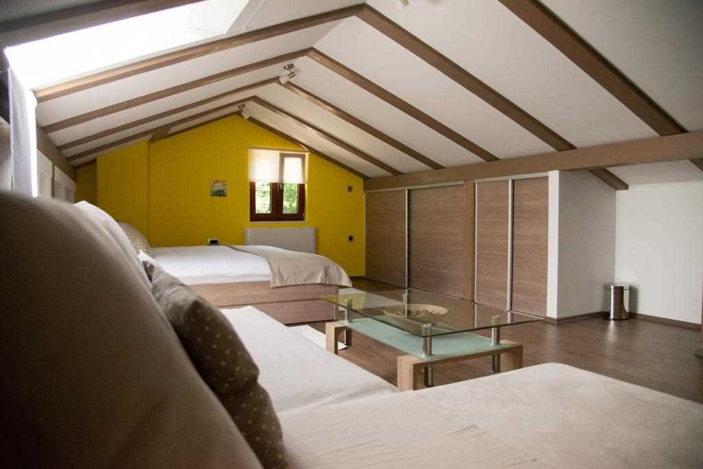Villa with Heated Pool and Jacuzzi – Island Krk