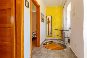 Villa with Pool for 6 in Rasopasno