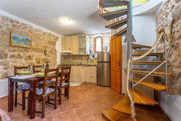 Villa with Pool for 6 in Rasopasno