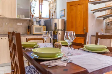 Villa with Pool for 6 in Rasopasno