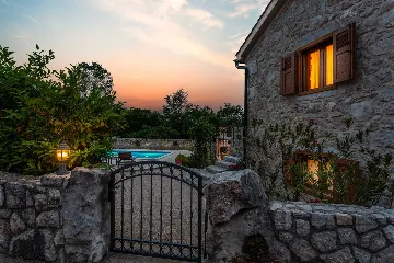 Villa with Pool for 6 in Rasopasno