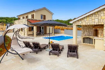 Villa in Vrbnik (Krk) for 6 Guests