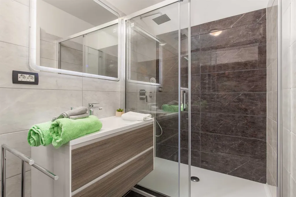 Villa in Vrbnik (Krk) for 6 Guests