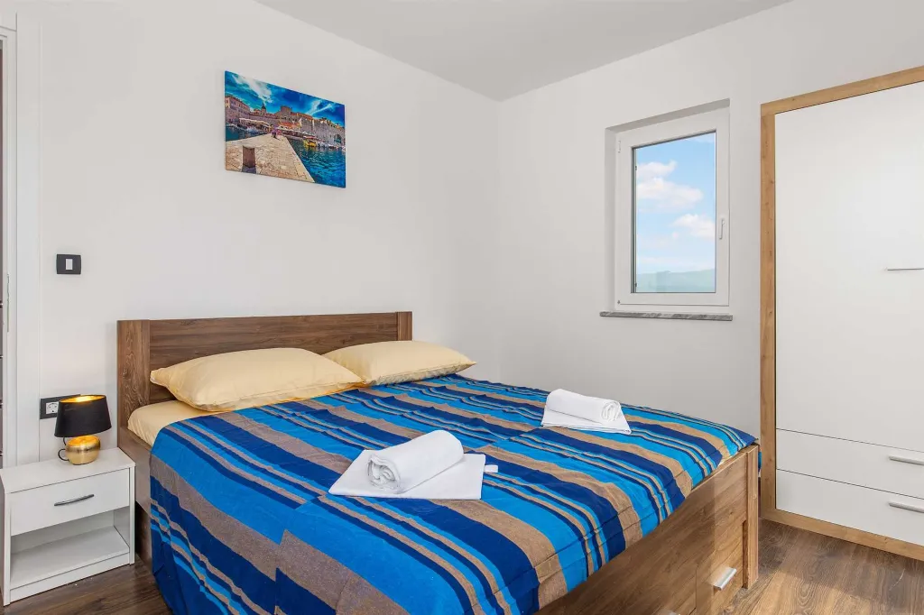 Villa in Vrbnik (Krk) for 6 Guests