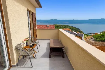Villa in Vrbnik (Krk) for 6 Guests